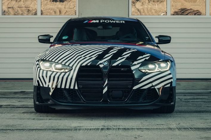 BMW M4 terá 503 cv e câmbio manual, mas sem perder as grades imensas