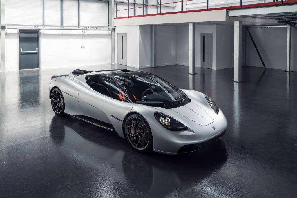Gordon-Murray-T50-46 T.50 é reedição de McLaren F1 com V12 de 663 cv e pesa menos que um Onix