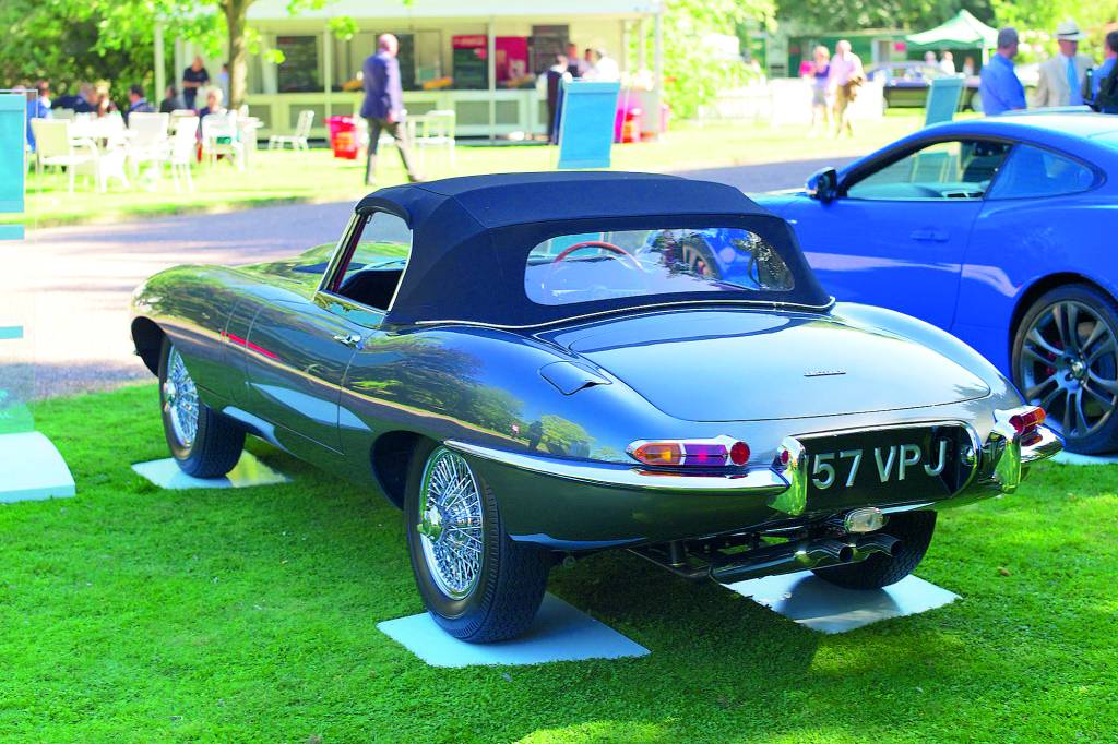 Jaguar E-Type Jaguar E-Type