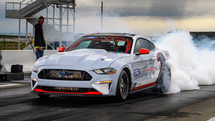 Ford-Mustang-Cobra-Jet-1400-Electric-dragster-3 Ford-Mustang-Cobra-Jet-1400-Electric-dragster-3