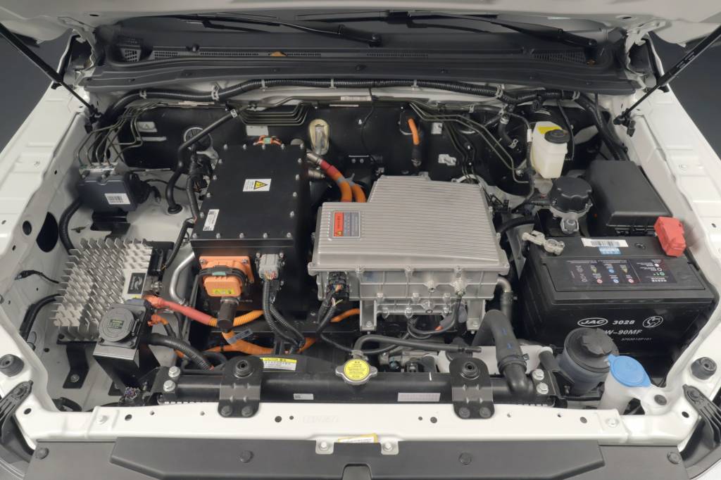 JAC iEV330P (8) JAC iEV330P (8)