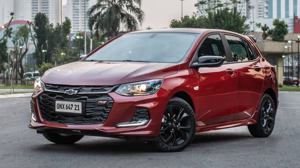 Chevrolet Onix RS Novos Chevrolet Onix RS e Onix Plus Midnight chegam às lojas em outubro