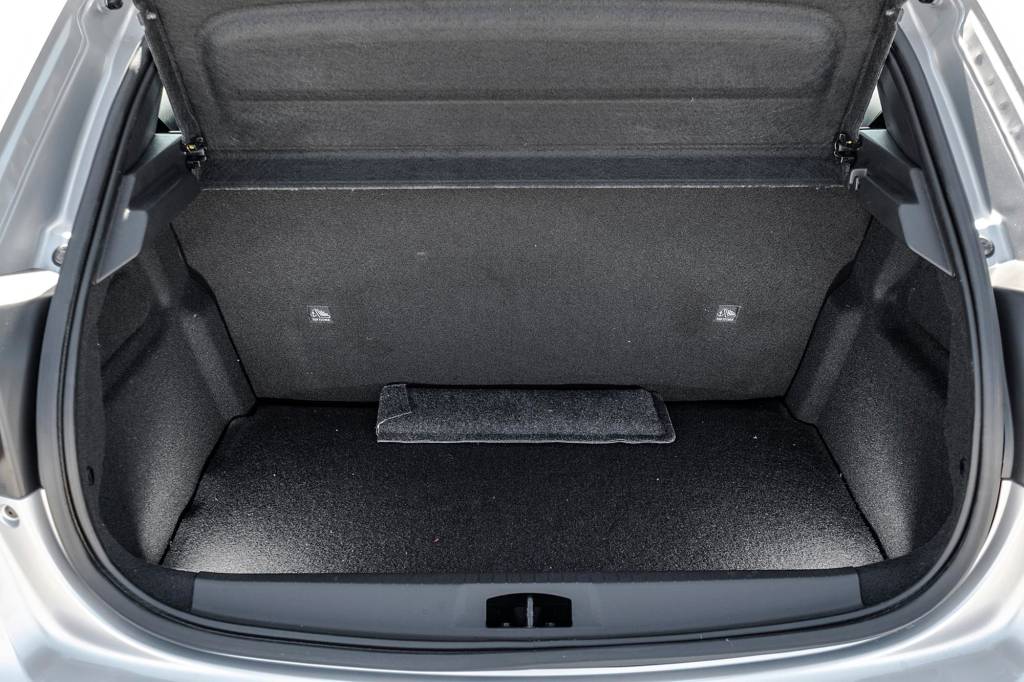 Peugeot 208 Active Pack 2021 (18) Peugeot 208 Active Pack 2021 (18)