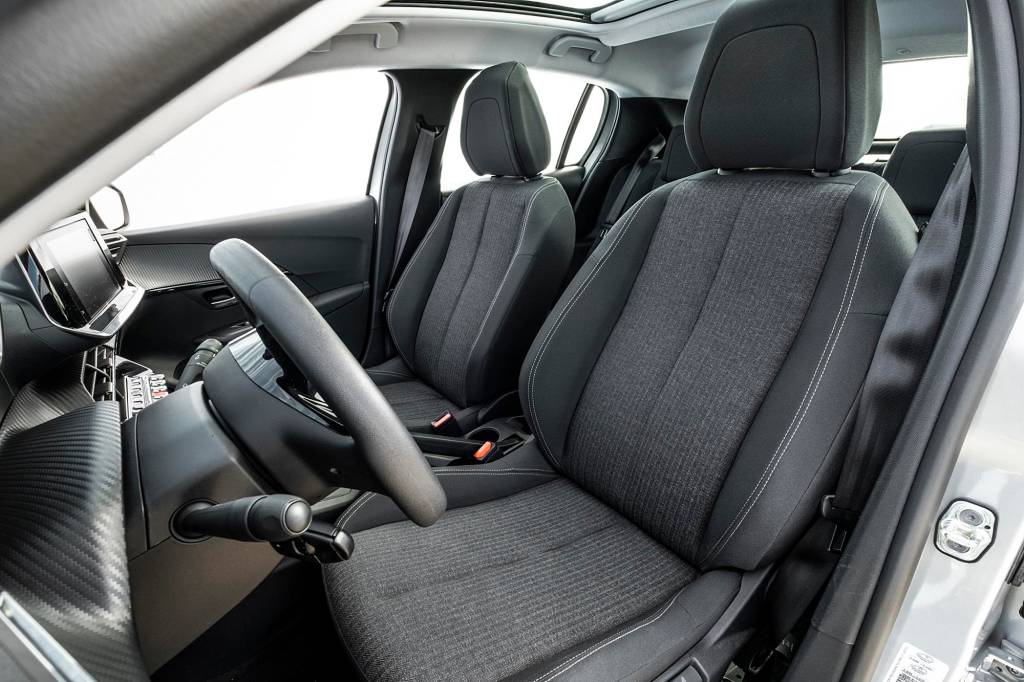 Peugeot 208 Active Pack 2021 (23) Peugeot 208 Active Pack 2021 (23)