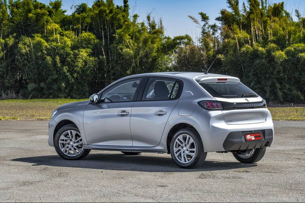 Peugeot 208 Active Pack 2021 (4) Peugeot 208 Active Pack 2021 (4)