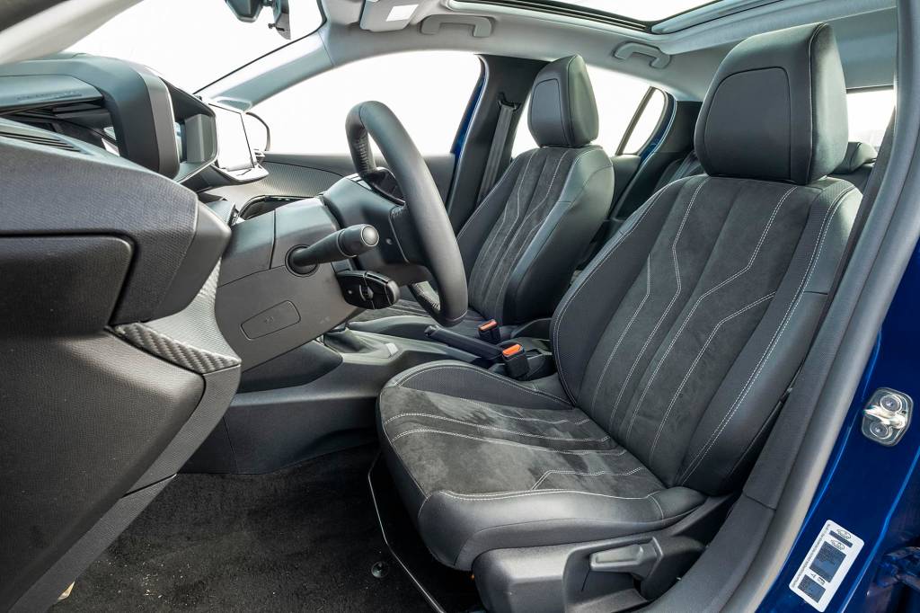 Peugeot 208 Griffe 2021 (33) Peugeot 208 Griffe 2021 (33)
