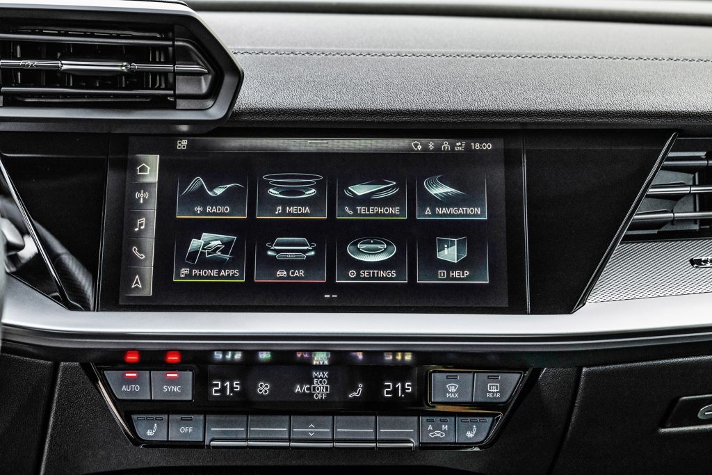 Audi A3 Sedan 35 TFSI MHEV Audi A3 Sedan 35 TFSI MHEV