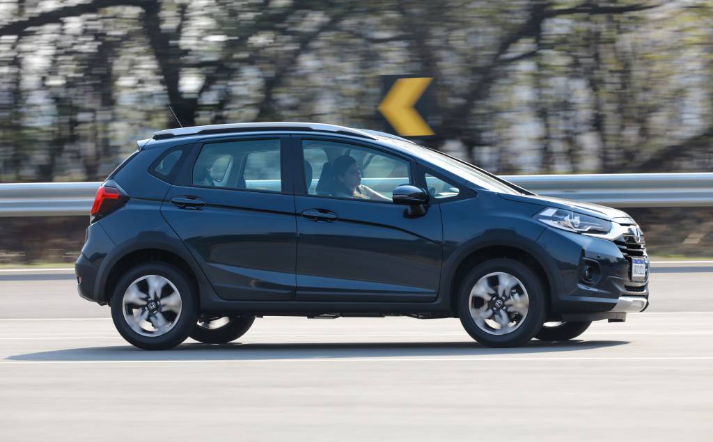 Honda WR-V 2021 Teste Honda WR-V 2021 muda para se descolar do Fit e se afirmar SUV compacto