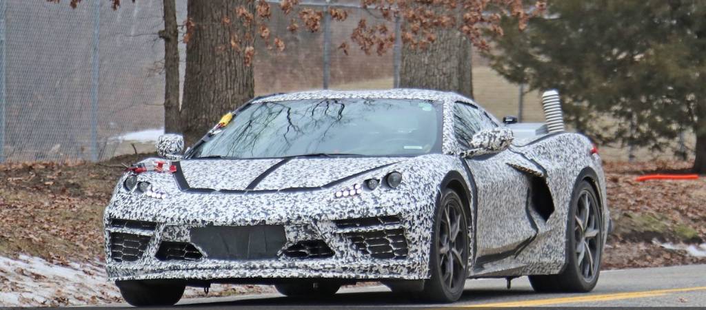Corvette-C8-E-Ray-Prototype-March-2020-Exterior-002 Corvette-C8-E-Ray-Prototype-March-2020-Exterior-002