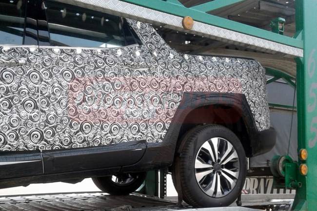 Fiat Toro 2022 flagra (4) Fiat Toro 2022 flagra (4)