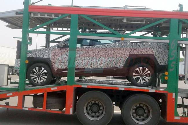 Fiat Toro 2022 flagra (5) Fiat Toro 2022 flagra (5)