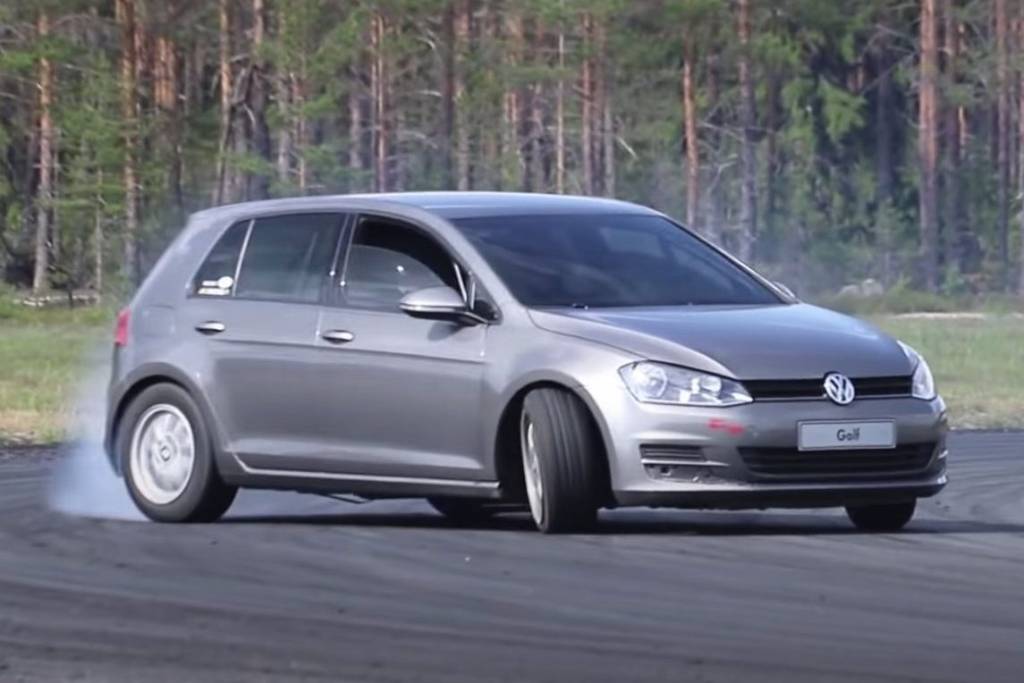 Nem AP, nem TSI: este Volkswagen Golf de drift tem motor V8 da BMW