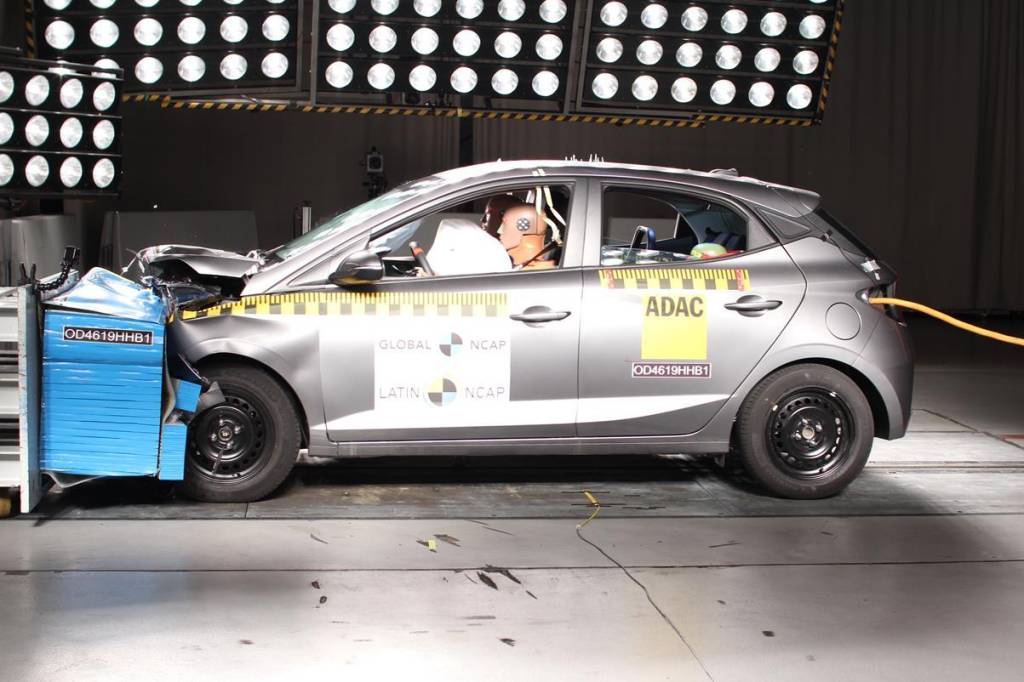 Hyundai HB20 crash test 2020 uma estrela 1 (3) Hyundai HB20 crash test 2020 uma estrela 1 (3)