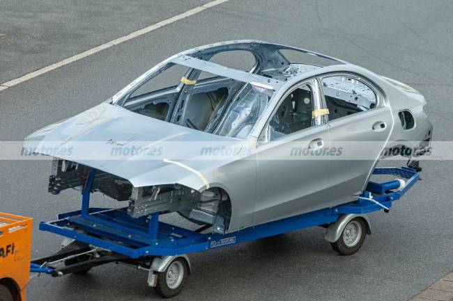 mercedes-clase-c-2021-fotos-espia-chasis-202072223-1603731471_1 mercedes-clase-c-2021-fotos-espia-chasis-202072223-1603731471_1