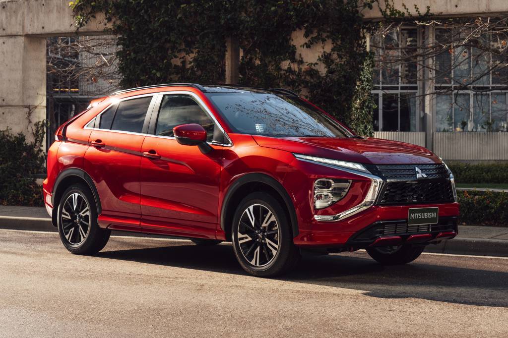 mitsubishi_eclipse_cross_258 Eclipse Cross 2021 abandona traseira controversa e lembra Lancer Sportback