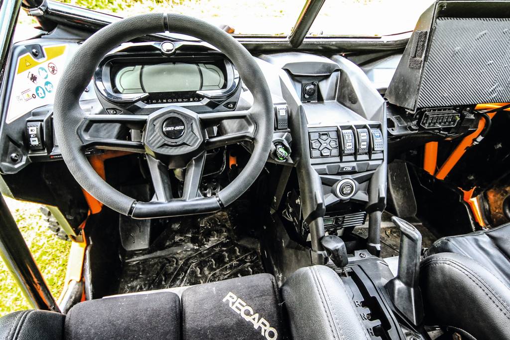 CAN-AM Maverick X3 MAX RS Turbo CAN-AM Maverick X3 MAX RS Turbo