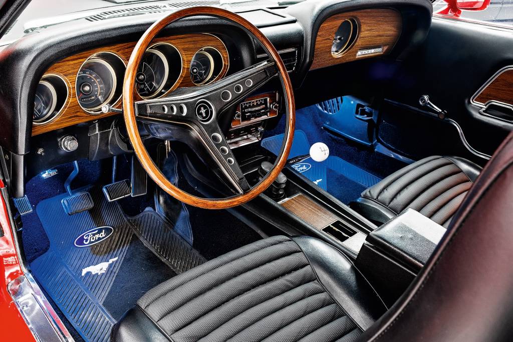 _FLP9470 Ford Mustang Mach 1 foi o esportivo prodígio da família