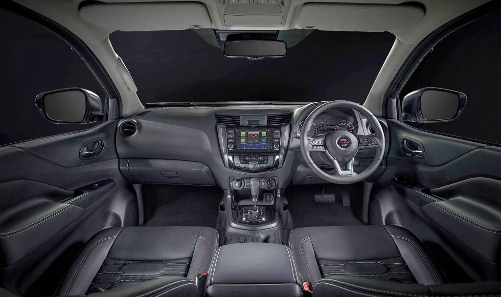 Nissan Frontier 2021 Pro-4x (3) Nissan Frontier 2021 Pro-4x (3)