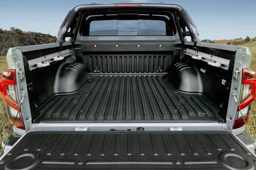 Nissan-Navara-2021-101-1 Nissan-Navara-2021-101-1