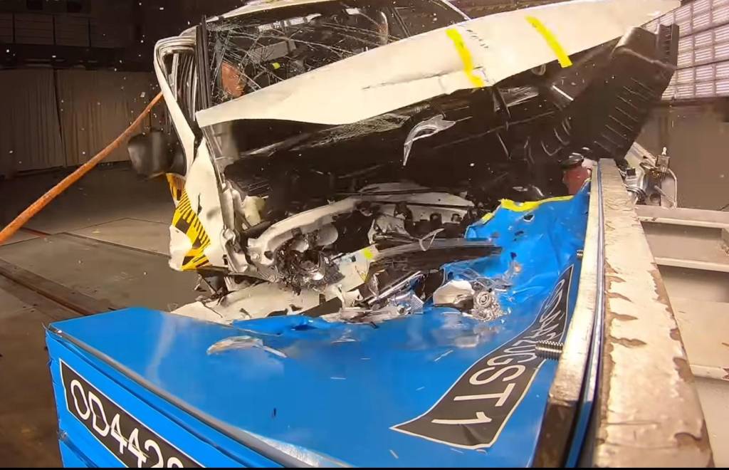 Steed 5 – carro zera teste da Global NCAP Steed 5