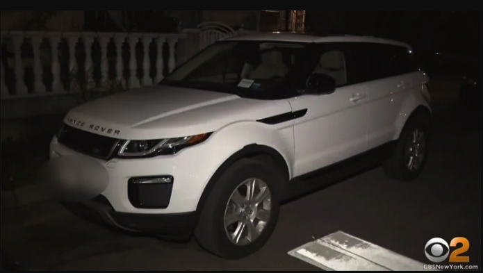 EVOQUE Fuga das crianças nos EUA Duas crianças “roubam” Range Rover Evoque e dirigem 160 km nos EUA