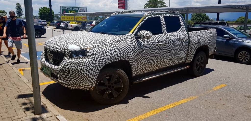 Flagra Landtrek SP 1 Flagra: Peugeot Landtrek começa a ser testada entre Rio e São Paulo