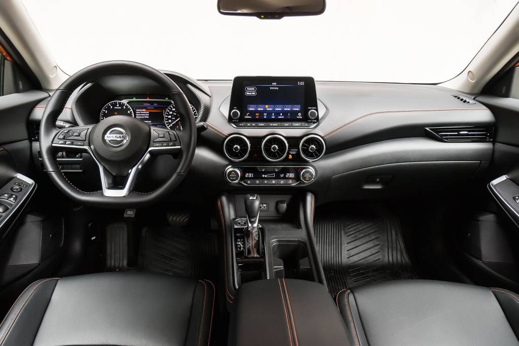 Nissan Sentra 2021 nova geração (5) Teste: novo Nissan Sentra pode ser mais um na resistência contra os SUVs