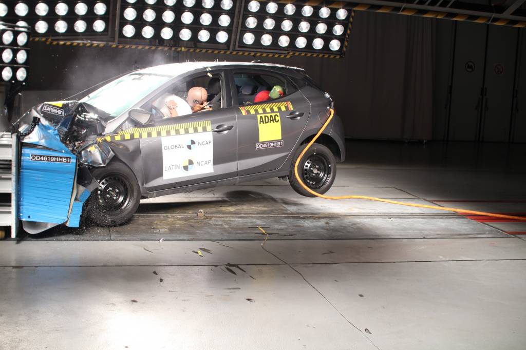 Crash Test Hyundai HB20 Crash Test Hyundai HB20