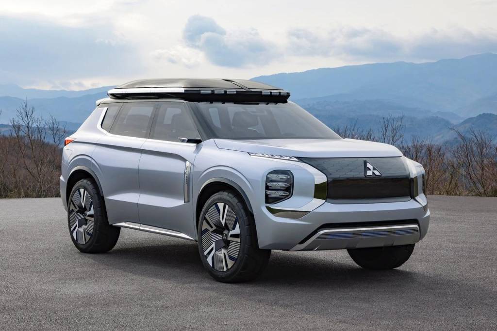 mitsubishi-outlander-engelberg-tourer-5 mitsubishi-outlander-engelberg-toure