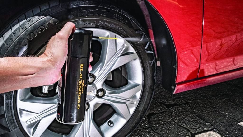 Teste: Digloss da Soft99 promete revitalizar e proteger peças de plástico