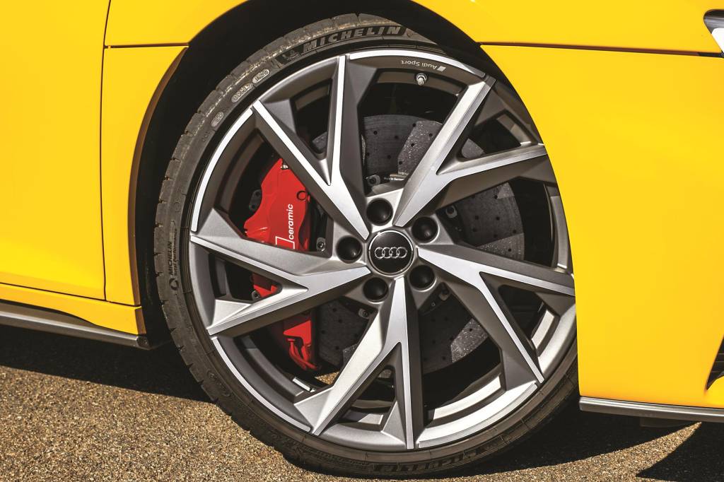 Audi R8 V10 Performance 2020 (11) Audi R8 V10 Performance 2020 amarelo roda