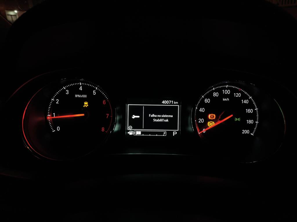 Chevrolet Onix Plus Longa Duração (5) Falha Stabilitrak onix