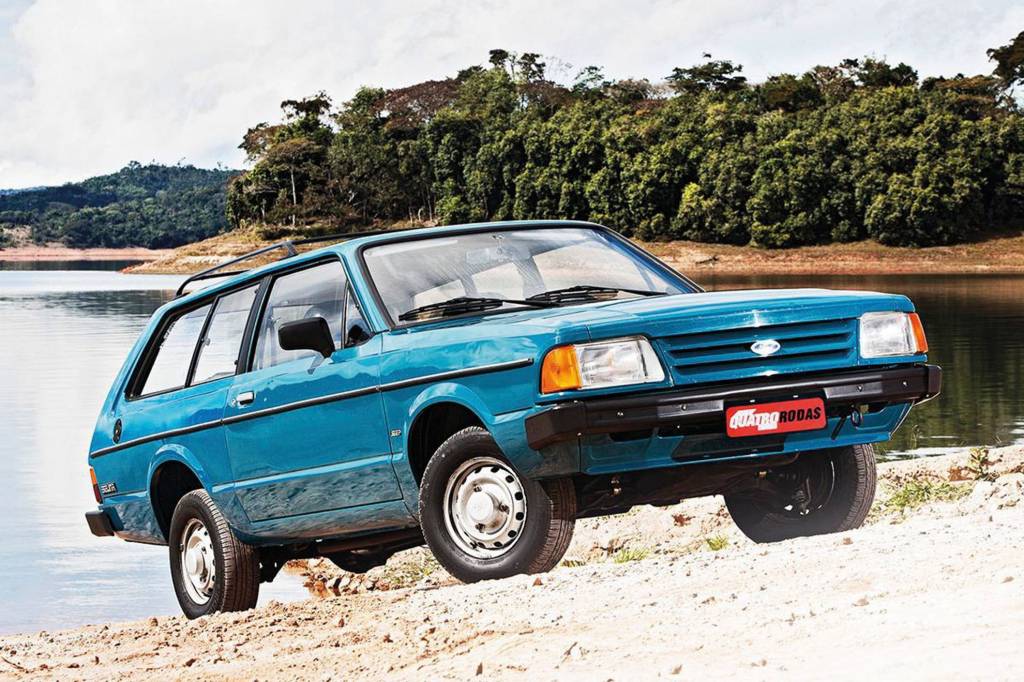 belina-4×4-modelo-1986-da-ford-testada-pela-revista-quatro-rodas (1) Belina 4x4