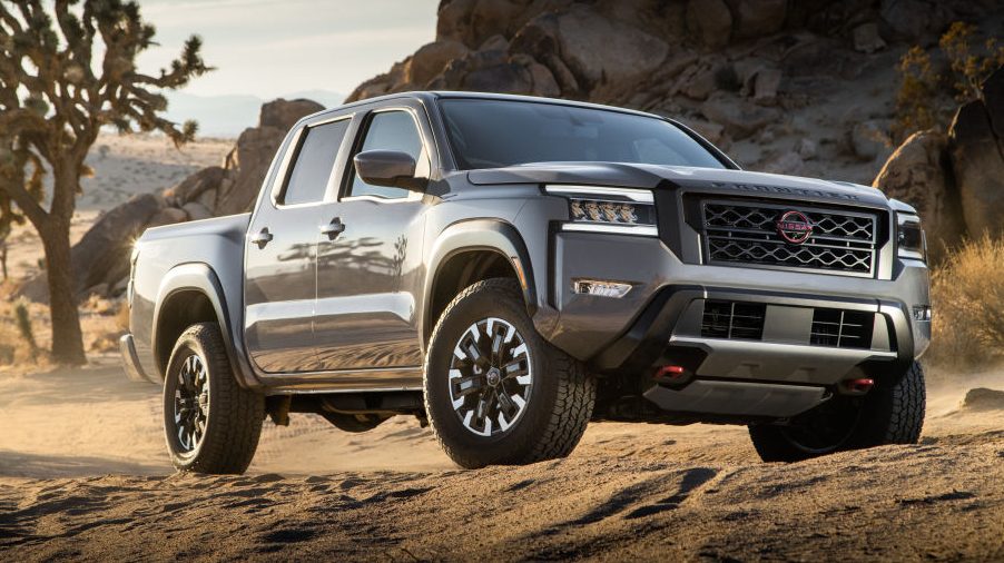 Nissan Frontier 2022 Nissan Frontier 2022 no deserto