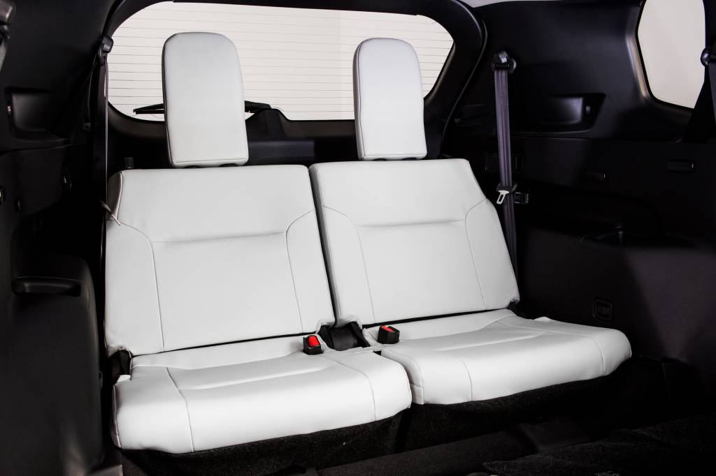 2022-Mitsubishi-Outlander-15-SUV-CarScoops Mitsubishi Outlander 2022
