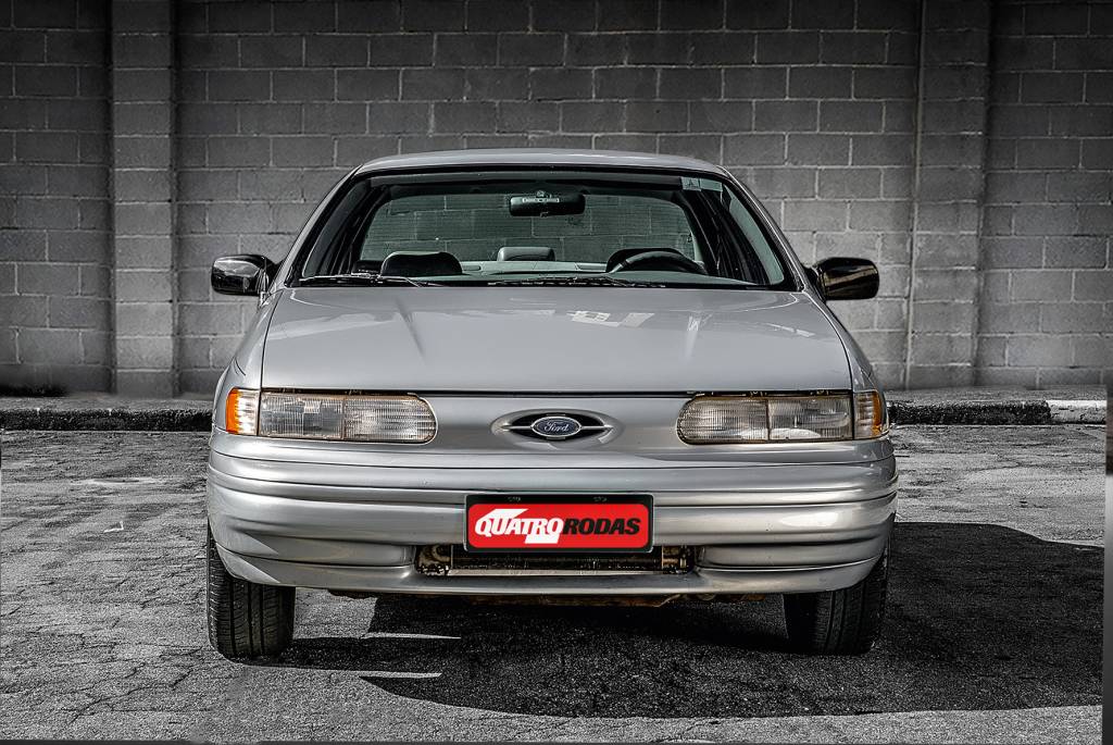 Ford Taurus GL 1994 Ford Taurus GL 1994 Dianteira.