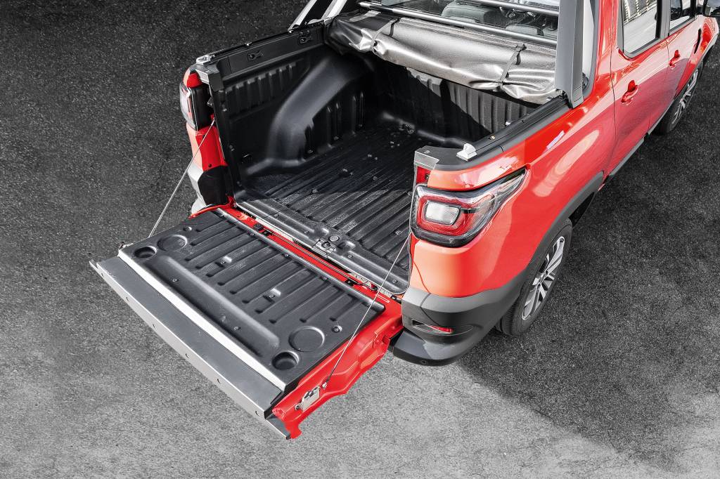 Fiat Strada Volcano Cabine Dupla 1.3 Longa Duração (12) Fiat Strada Volcano Cabine Dupla 1.3 Longa Duração