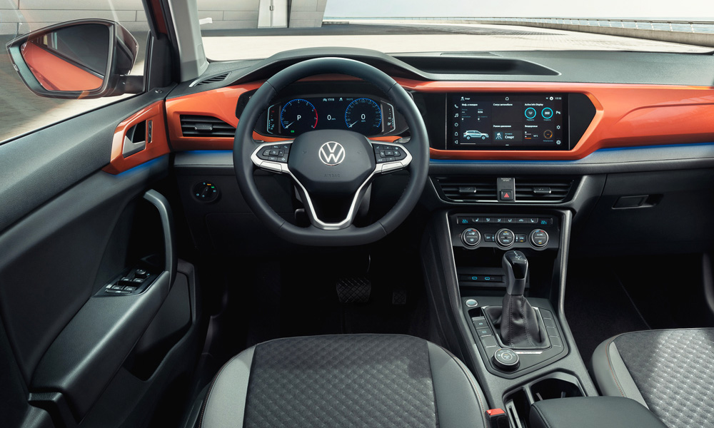 Volkswagen_Taos_Interior Quem disse que os russos são frios e discretos?
