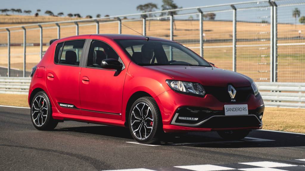 Sandero R.S. deixa de ser “esportivo barato” e passa dos R$ 90.000