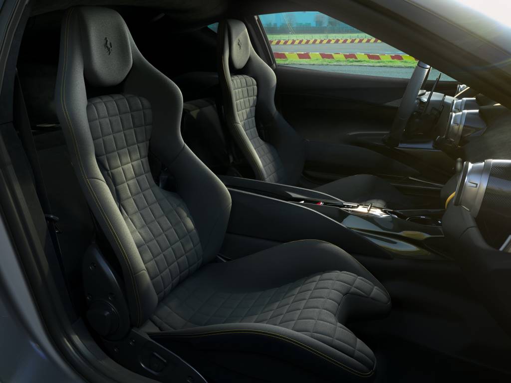 Ferrari_812_limited_series_V12_special_06 Ferrari 812 V12 série limitada