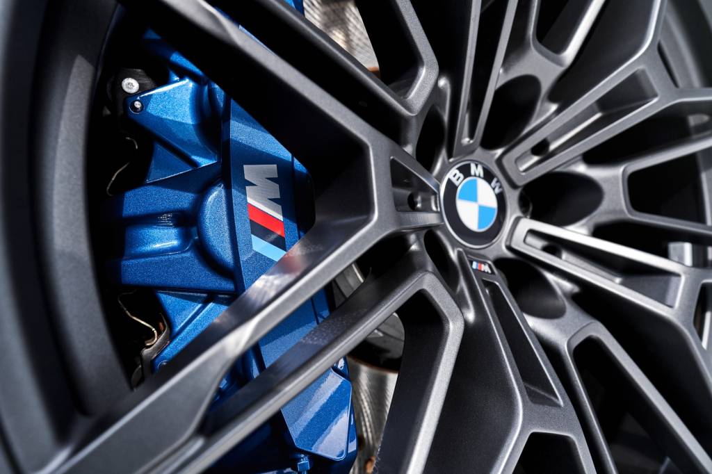 Pinças de freio do BMW M4 Competition 2022 Pinça de freio azul do BMW M4 Competition 2022