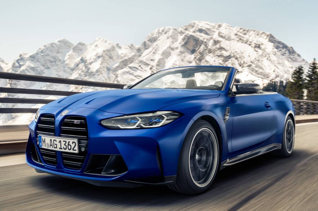 BMW M4 Competition 2022 BMW M4 Competition 2022 azul visto 3/4 de frente
