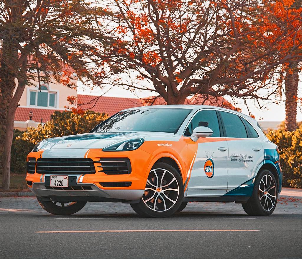Emirates Driving Institute Porsche Cayenne Emirates Driving Institute Porsche Cayenne