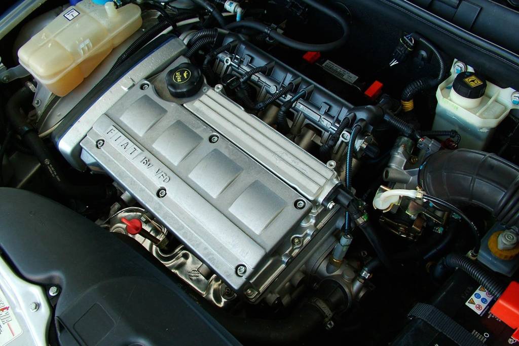 Teste comparativo peruas Marea Weekend toyota fielder peugeot 307 sw (18) Teste comparativo peruas Marea Weekend toyota fielder peugeot 307 sw