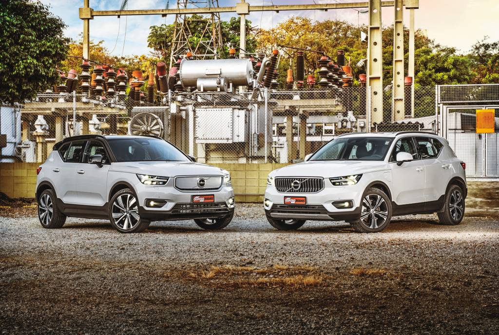Comparativo Volvo XC40 híbrido e elétrico O elétrico conta com a grade dianteira fechada e as novas rodas de 20”