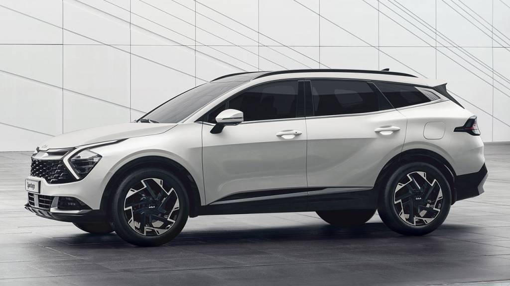 KIA SPORTAGE 2022 Kia Sportage 2022 branco visto de lado