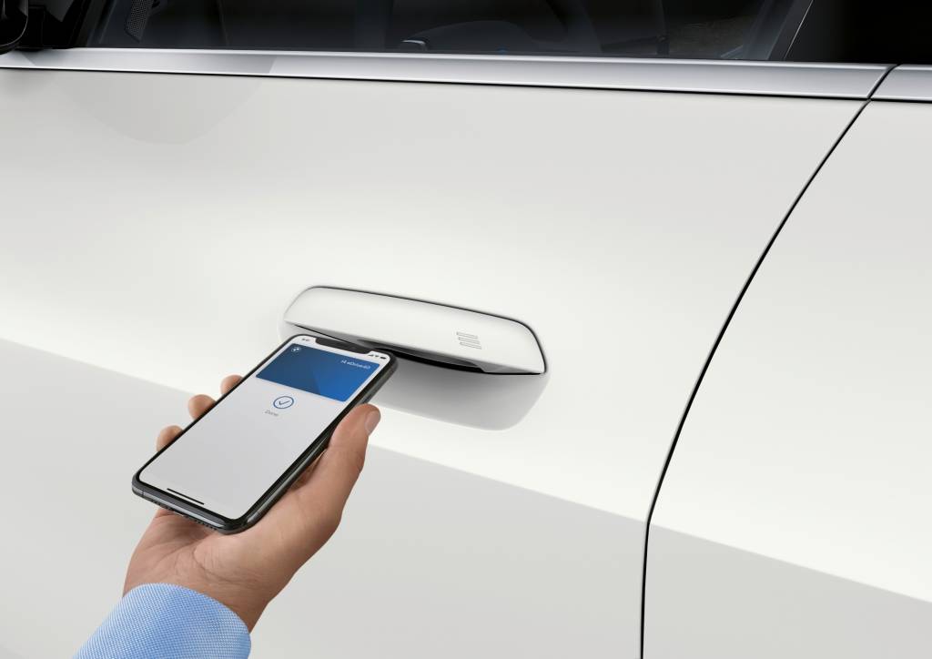 P90422902_lowRes_bmw-i4-interieur Android 12 oferece suporte nativo aos recursos de comando do novo BMW i4