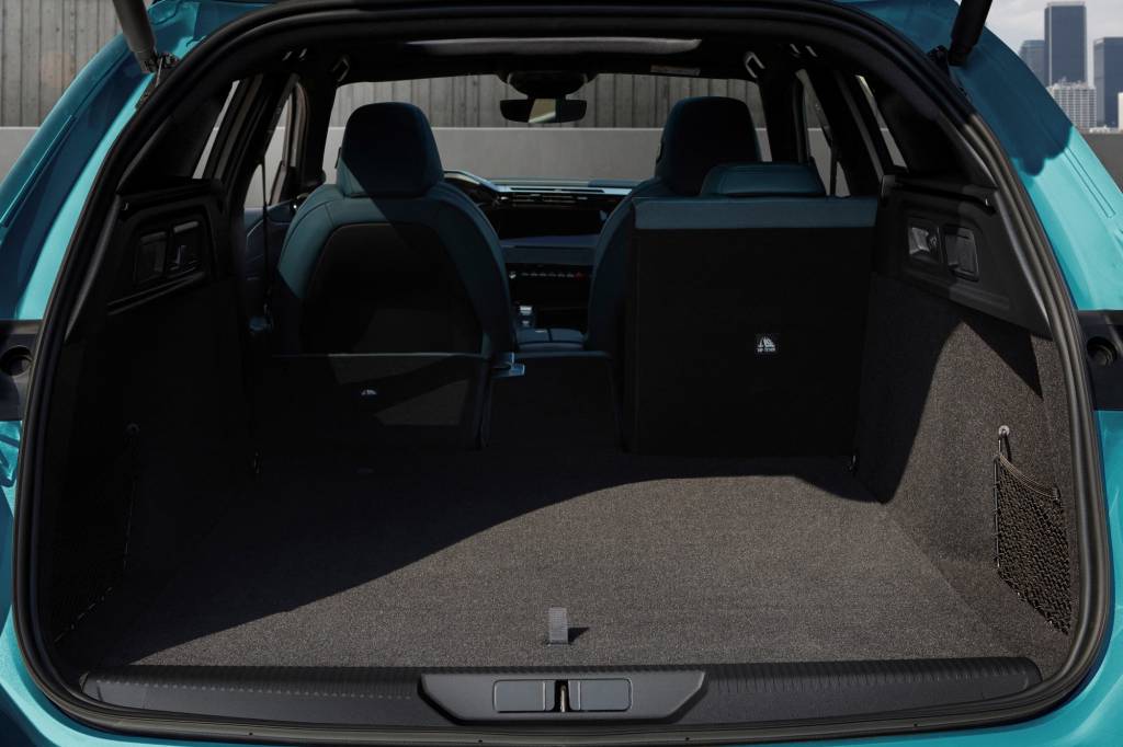 PEUGEOT 308 SW 2021 Porta-malas do Peugeot 308 SW 2021