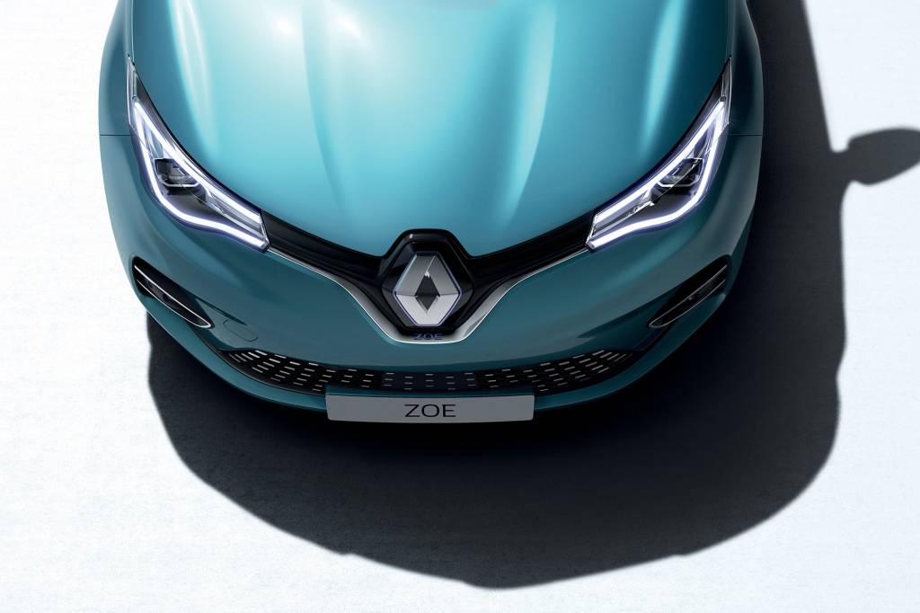 novo-zoe-e-tech-intense-35-min Renault Zoe capô