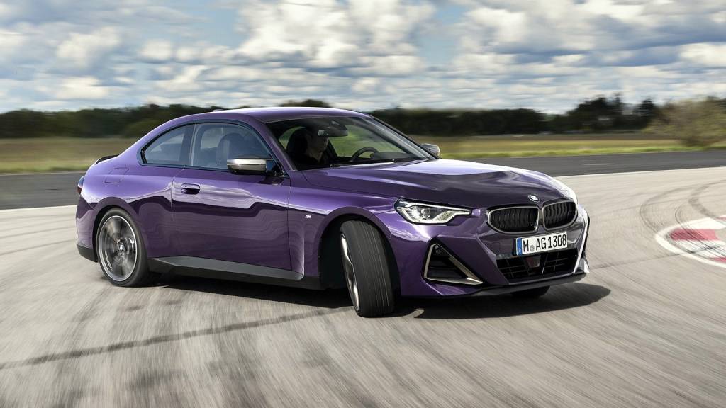 2022-BMW-2-Series-Coupe-M240i-230i-4 2022-BMW-2-Series-Coupe-M240i